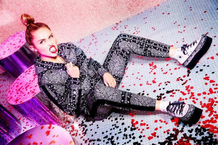 CONVERSE PŘEDSTAVUJE KOLEKCI S MILEY CYRUS