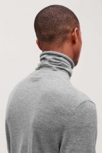 COSxPittiUomo Soma Grey / foto COS