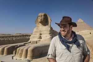 The Giza Pyramid Sphinx, Josh Gates, Expedition Unknown
foto: Discovery Channel