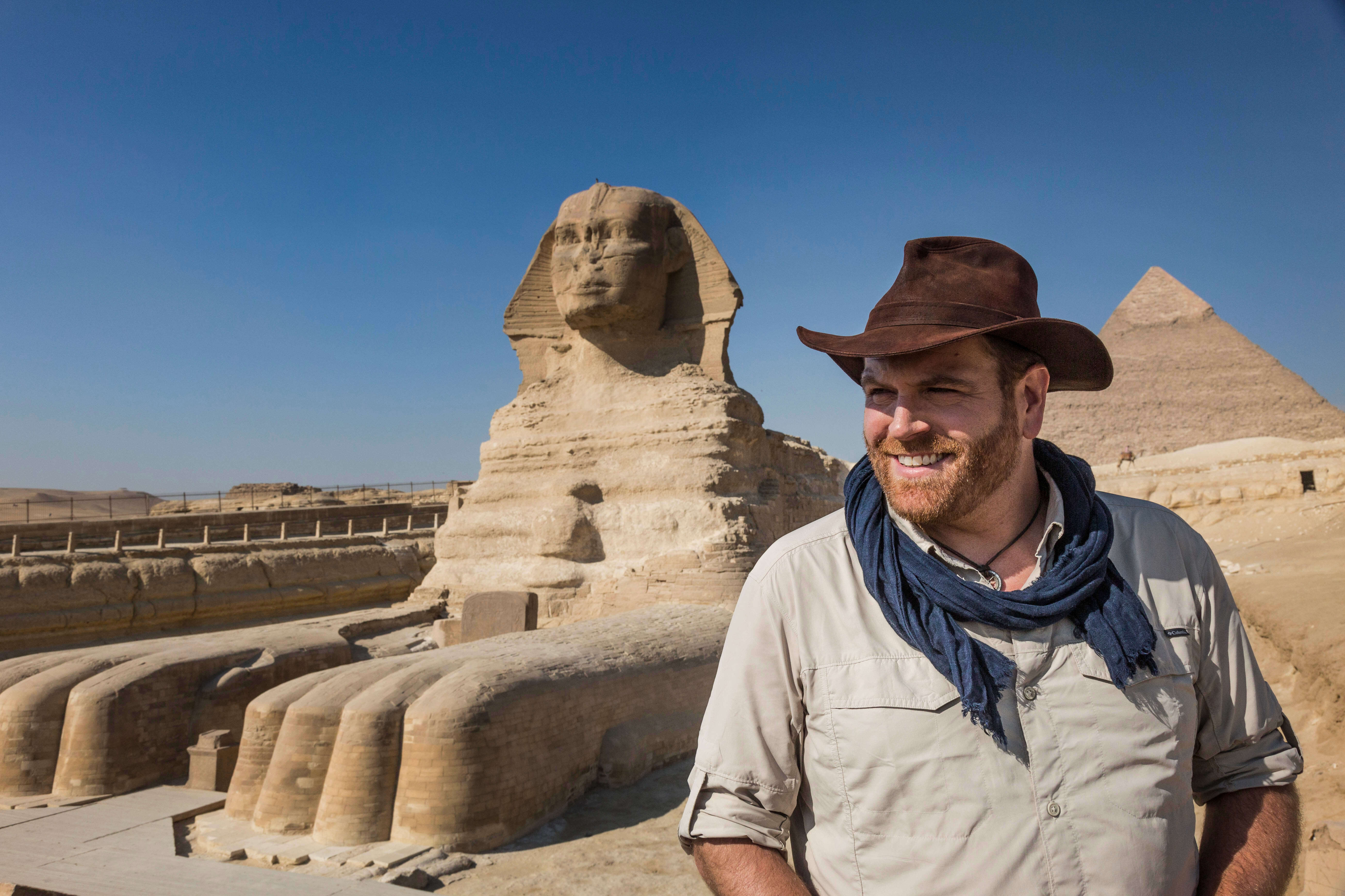 The Giza Pyramid Sphinx, Josh Gates, Expedition Unknown
foto: Discovery Channel