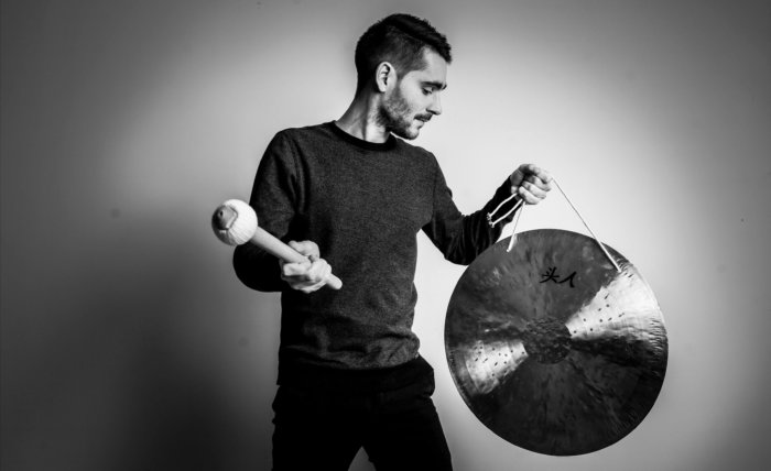 Francouzský Elektronický Mág Worakls Přiveze Do ROXY Live Show
