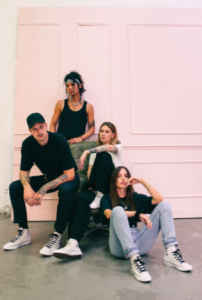 foto: Spoony
crew: Klára Tesařová, Linda Exnar, Benjamin Buttler, Pierre XO