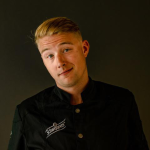 9DCC0AEA 03D7 49C4 B86A 1D00831969C8