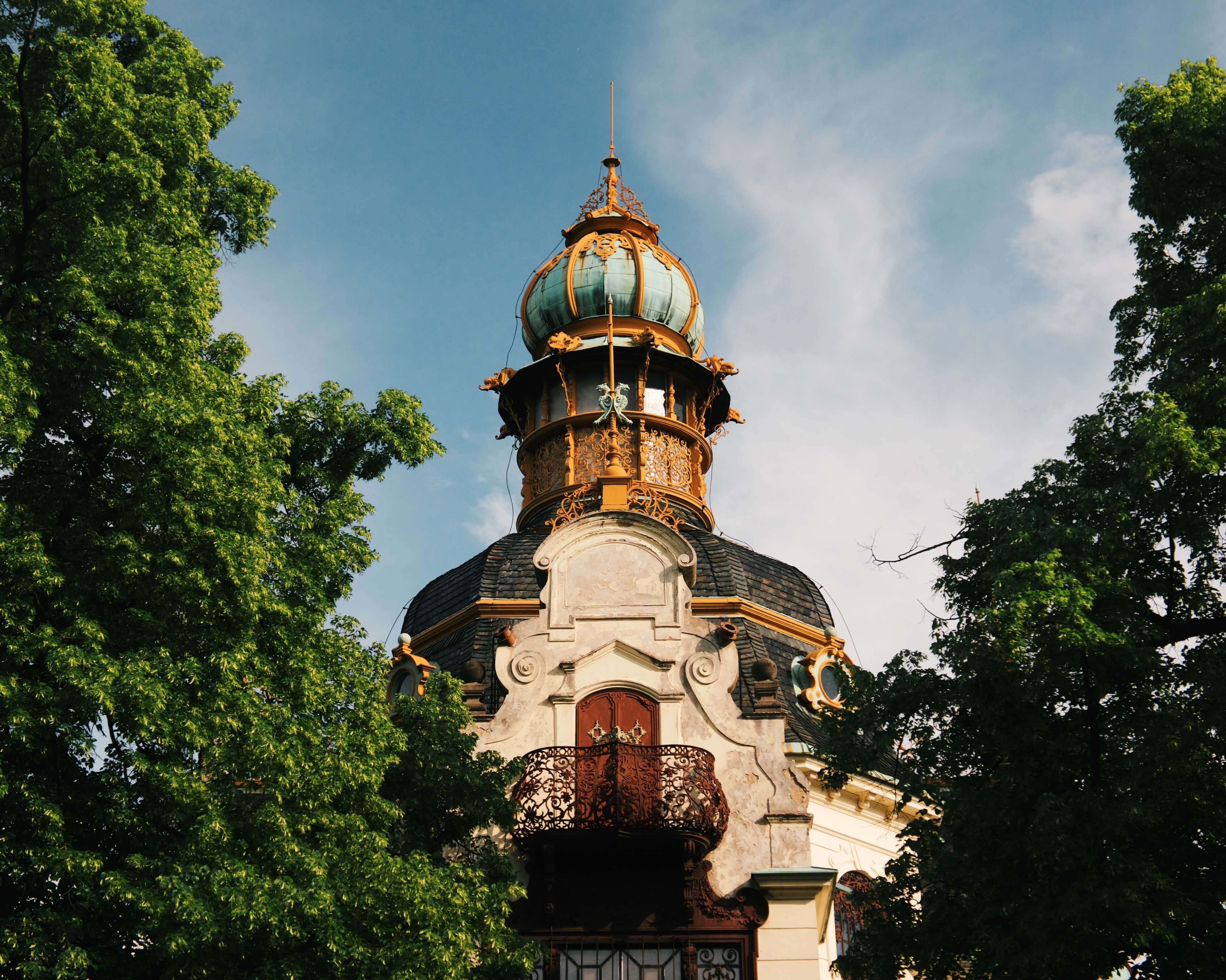 Hanavský pavilon, Praha. Photo by Fernando Lavin on Unsplash