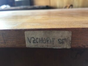 Stůl z bytu JF, foto Jana Kománková