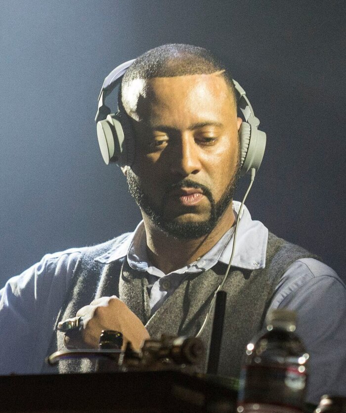 Track Dne: Madlib (& Four Tet) – The New Normal