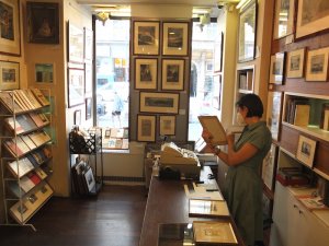 Nejelpší pražské antikvariáty: další místa, co stojí za to