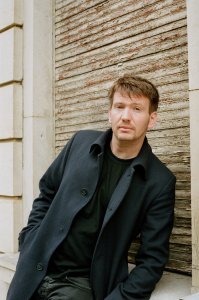 Spisovatel Dmitrij Kapitelman. Fotil Christian Werner