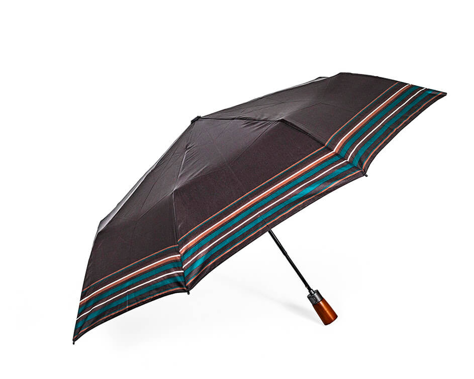 na fotografii: Pánský deštník Deliberti se dřevěnou rukojetí, obchod Deliberti, Fashion Arena Prague Outlet, původní cena 590 Kč, outletová cena 413 Kč