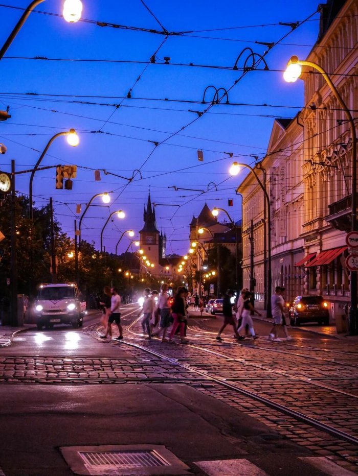 Počet Obyvatel Prahy Dlouhodobě Narůstá. Hlavní Město Láká Mladé I Cizince