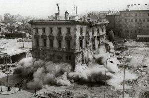 Odstřel Denisova nádraží na Těšnově