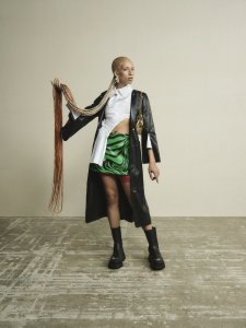 Dourane - castingová ředitelka, modelka a DJka