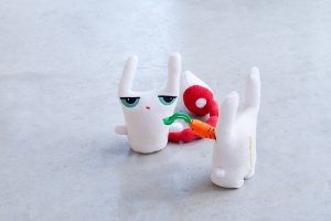 Vendula Chalánková: Zajíček Střevo 2014 (Přešitá hračka)  / Foto archiv autorky