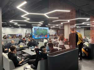 Samsung MČR Wild Rift 2022