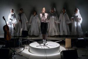 Foto Princ Na Bilem Koni 4