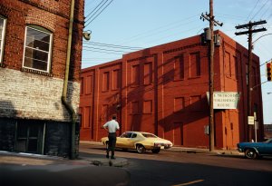 01_William Eggleston_Untitled_from the series Outlands_c. 1969-1974_c_William Eggleston. Courtesy Eggleston Artistic Trust and David Zwirner