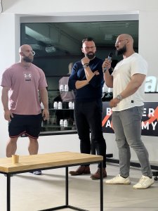 889888D8 416D 404C AC44 362073D85302