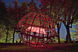 Chen Zhen – Back to Fullness, Face to Emptiness
/ Foto: GALLERIA CONTINUA Copyright: © ADAGP, Paris Photographer: Ela Bialkowska