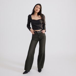 24 H1 Sell In OB T3 November W 105 7842 RGB