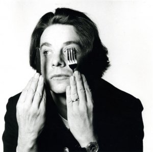 autoportrét Briana Griffina