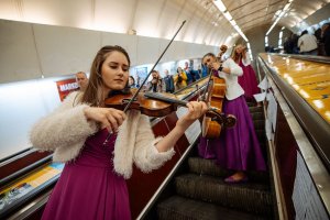 Happening Eskalátor kultury nabídl operu, vážnou hudbu, povídku, malby i taneční performance / Eterea Trio / Foto Lukáš Bíba