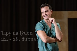 V nové verzi Čechovovy klasiky Strýček Váňa hraje všechny postavy Andrew Scott  / NT Live v Bio Oko / Foto (c) Marc Brenner