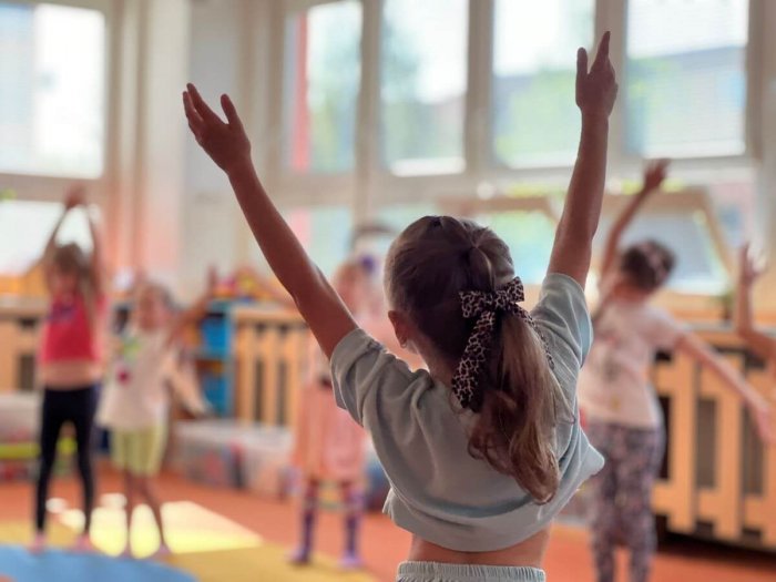 Děti Z Mateřské školy Vejvanovského Obhájily Loňské Prvenství V Soutěži Pražských Služeb Ve Sběru Papíru