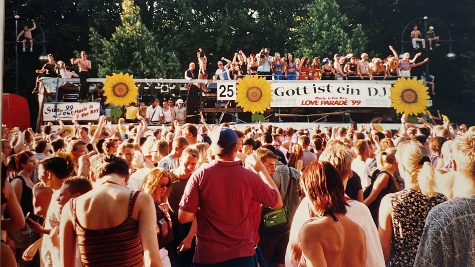 Love Parade 1999, foto Andrea Vojtěchovská