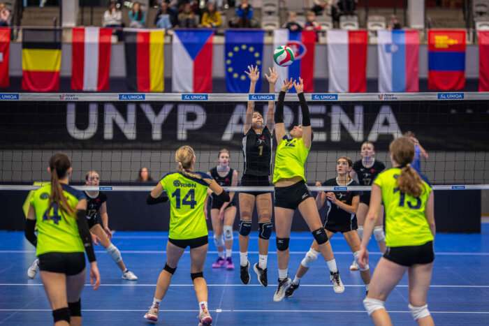 Lákadla Prague Volleyball Games? Mezinárodní Konkurence A Vánoční Praha, Shodují Se Trenéři