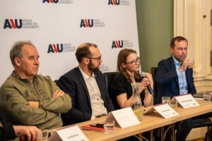 V únoru vystoupila Daryna Semergei jako řečnice na veřejné debatě o budoucnosti Ukrajiny, kterou na AAU pořádal institut Strategeo