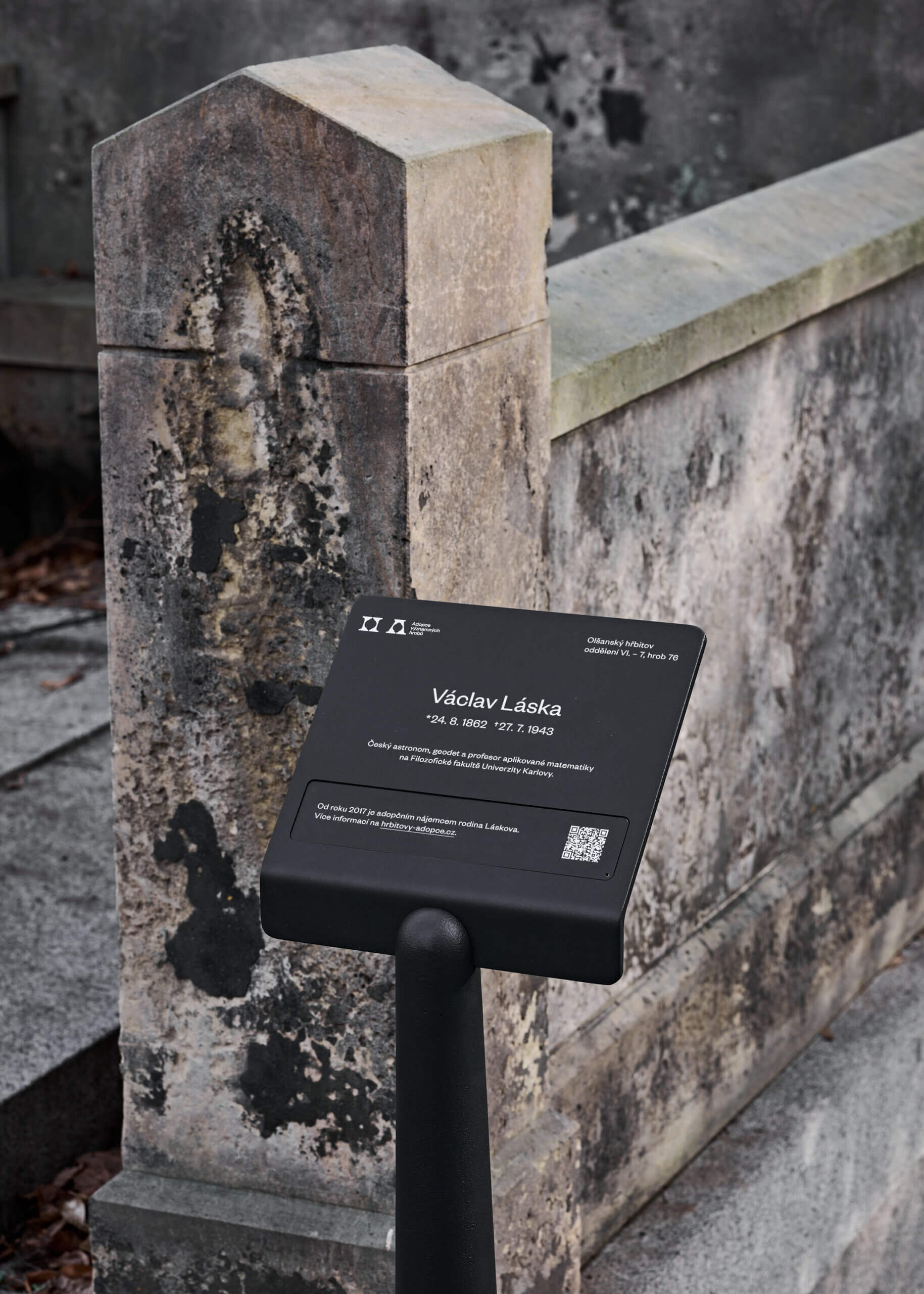 Herrmann Tomsej Prague Cemeteries Wayfinding Vojtech Veskrna 14