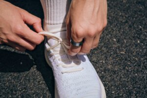 018 Lifestyle Galaxy Ring Titaniumblack Running 1 E1746380125474