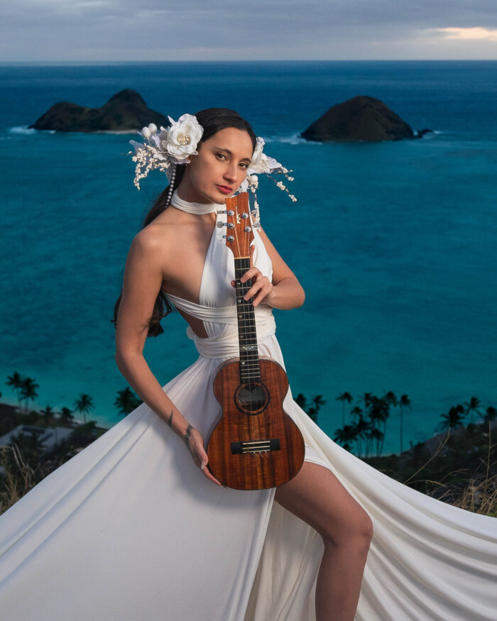 Havajská Hudebnice Přinese Pocit Písku A Workshop Ukulele