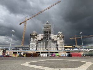 Rekonstrukce Průmyslového paláce pokračuje.