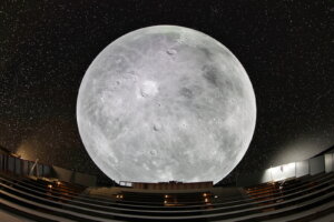 Planetum - Planetárium Praha - rekonstrukce 2025
Ukázka obrazu LED systému Planetária Praha
Data: Cosm -  Evans & Sutherland - Digistar 7