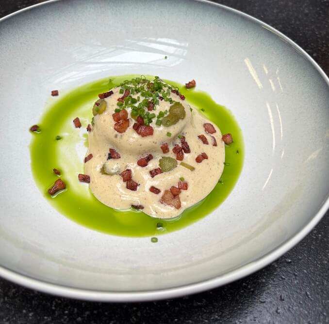 Brambory se škvarky ze šunky