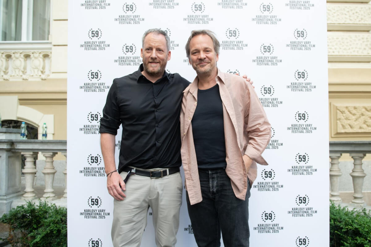 Vykonny Reditel Krystof Mucha A Herec Peter Sarsgaard 2