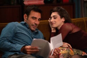 Madly Image01 FE024461