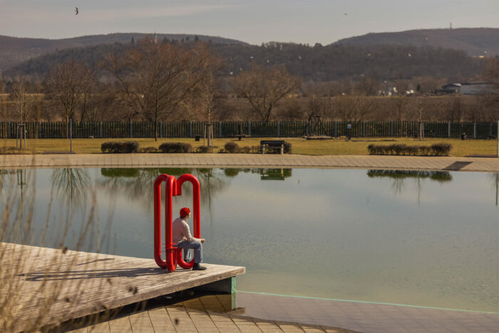 Zkušenosti Ze Světa Zužitkovává Doma: Designér Matyáš Barák Představí Kolekci Na Czech Design Weeku