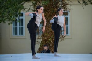 SPELLBOUND Foto Di Serghei Gherciu (3)