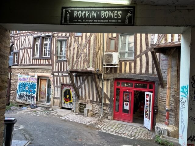 Obchod s vinyly a CD Rockin Bones, Rennes