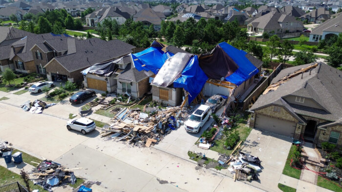 V Oku Bouře: Katastrofy Jsou Opět Tady