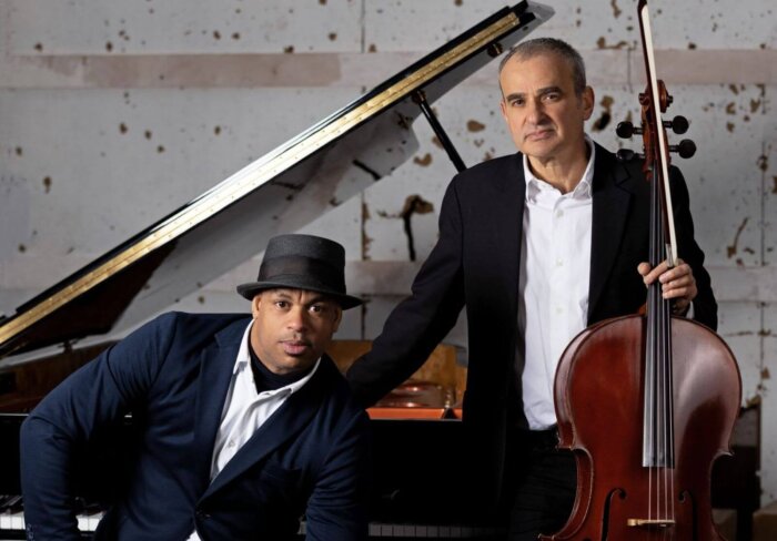 Jazzmani Roberto Fonseca A Vincent Segal Zahrají Na Novoměstské Radnici